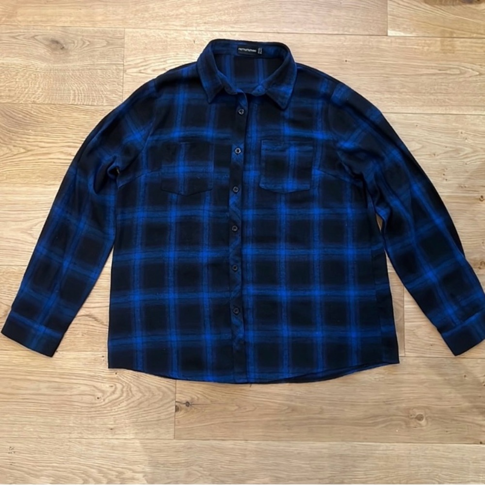 Pretty Little Thing Plaid Button up